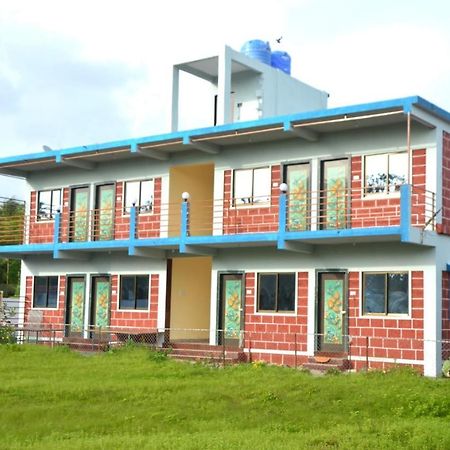 Shree Vighnaharta Cottage Alībāg Exterior foto