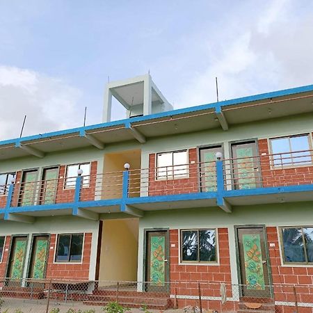 Shree Vighnaharta Cottage Alībāg Exterior foto